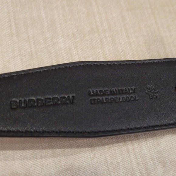 Burberry Black Inside Reversible Belt Chrome TB Buckle Size 95/38 - Picture 3 of 3